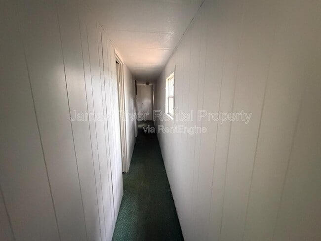 Building Photo - 27 Bonnydale Ln