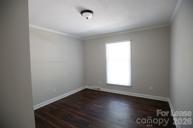 Building Photo - 9100 Nash Ave