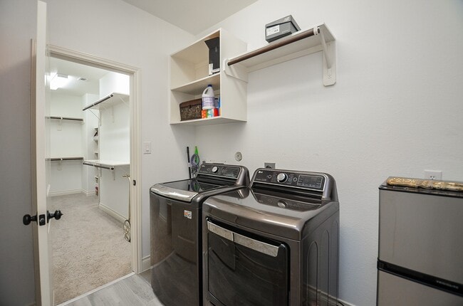 Building Photo - 3707 Brampton Island Dr