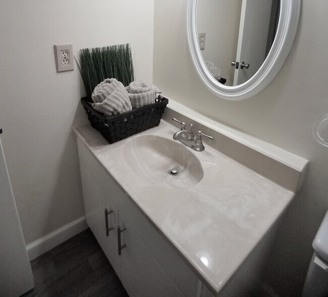 Building Photo - Beutiful 1/1  Condo x Rent in Winter Park ...