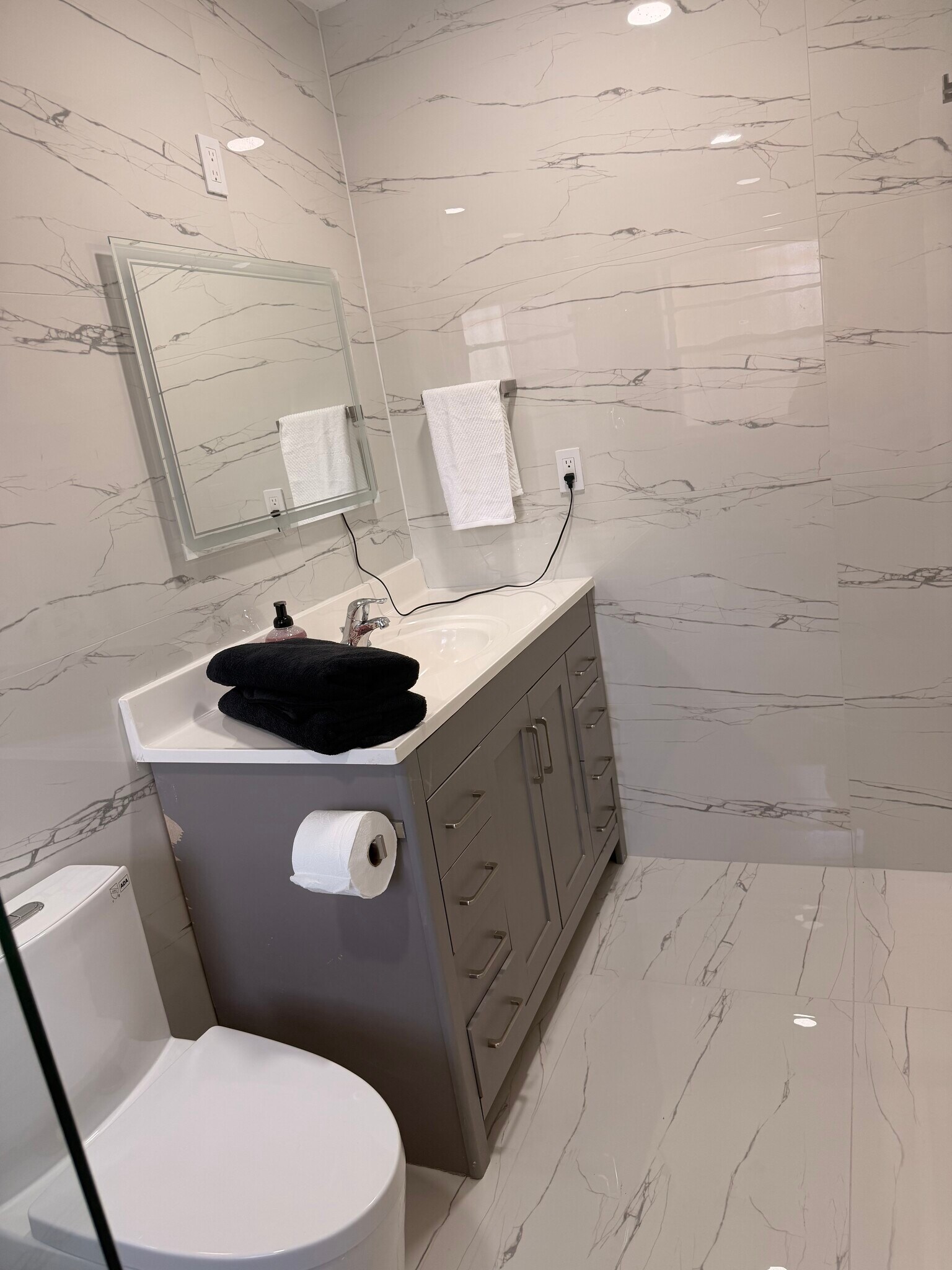 Building Photo - 7179 SW 22nd Pl