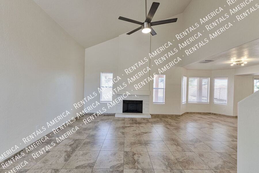 Building Photo - 3460 W Sky Ridge Loop