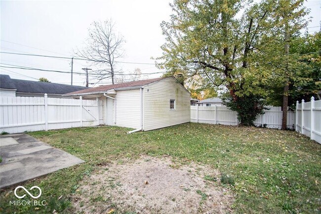 Building Photo - 4610 Karen Dr