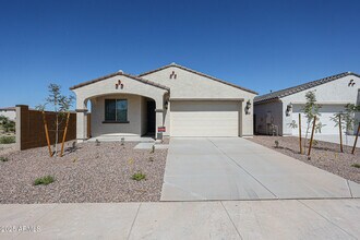 Building Photo - 5039 N 88th Ave