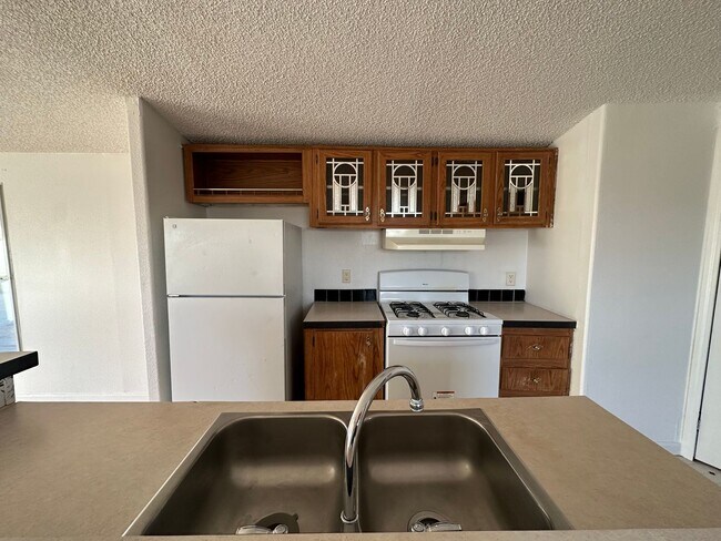 Building Photo - 3 bedroom 2 bathroom Single-wide available for rent in Farmington
