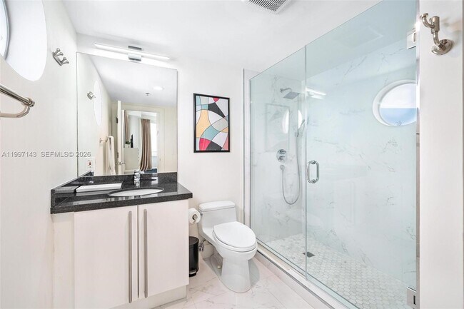 Building Photo - 226 Ocean Dr