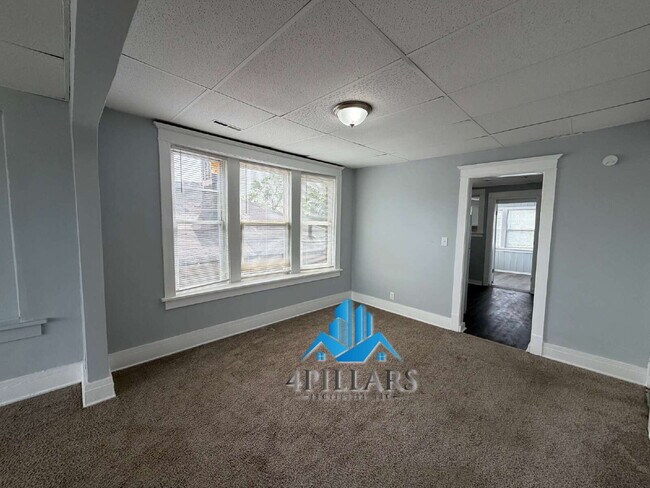 Building Photo - 544 Pennsylvania St