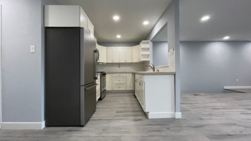 Building Photo - 9144 Ellie Dr