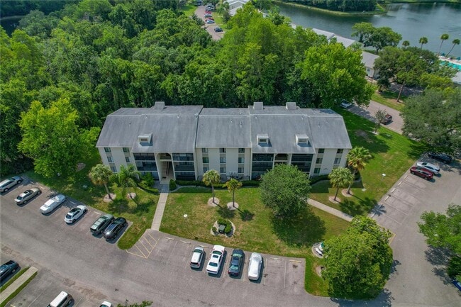 Building Photo - 3161 Lake Pine Way S