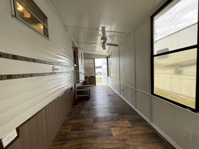 Building Photo - 30346 FL-78