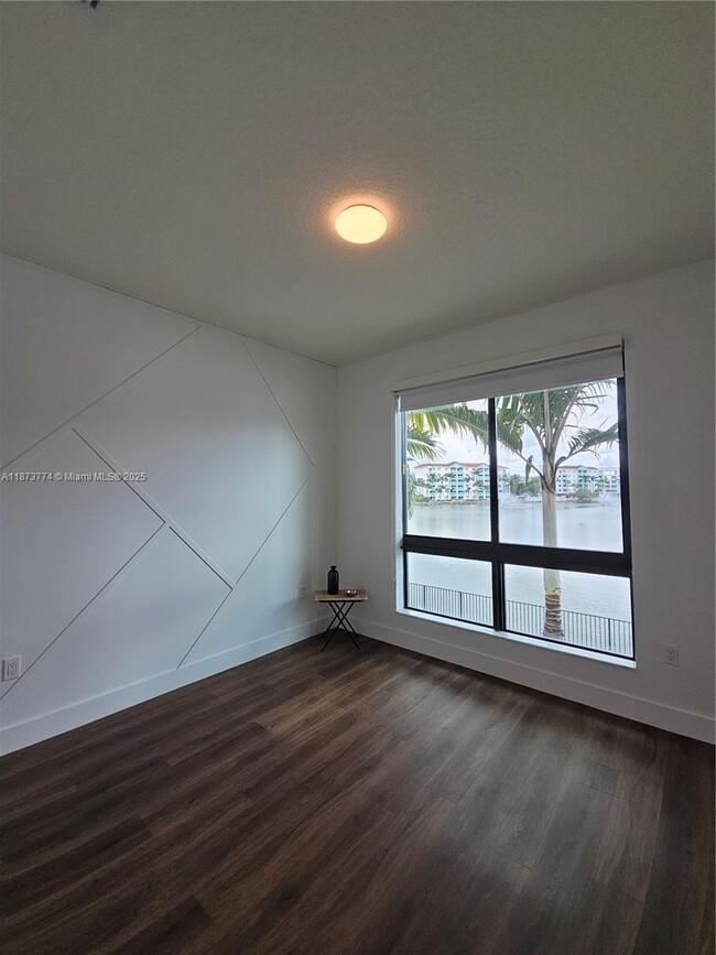 Building Photo - 4640 NW 84th Ave