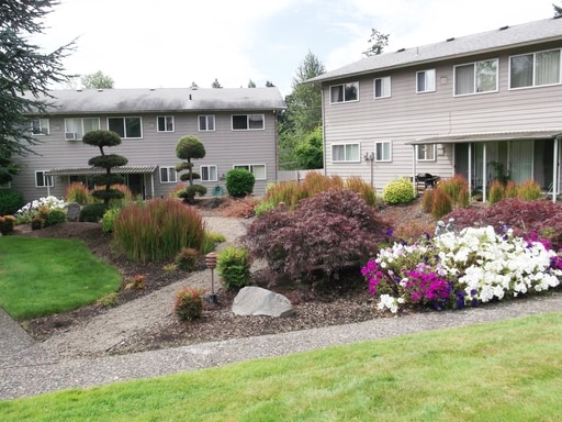 Primary Photo - 9550 SW Washington Dr