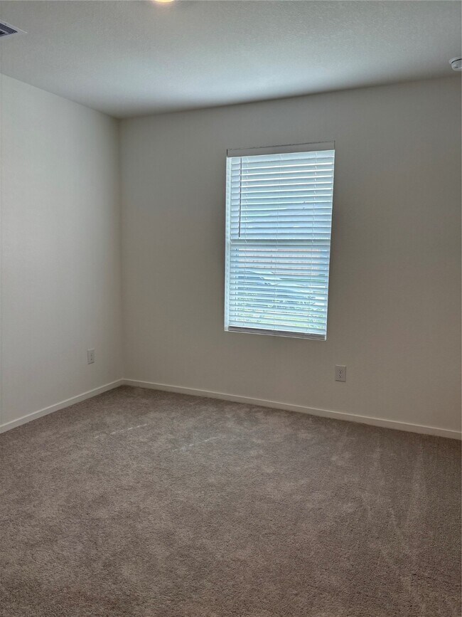 Building Photo - 607 Amberwood Creek Dr