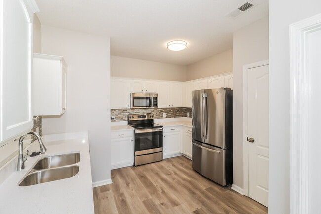 Building Photo - 1055 Duomo Cove