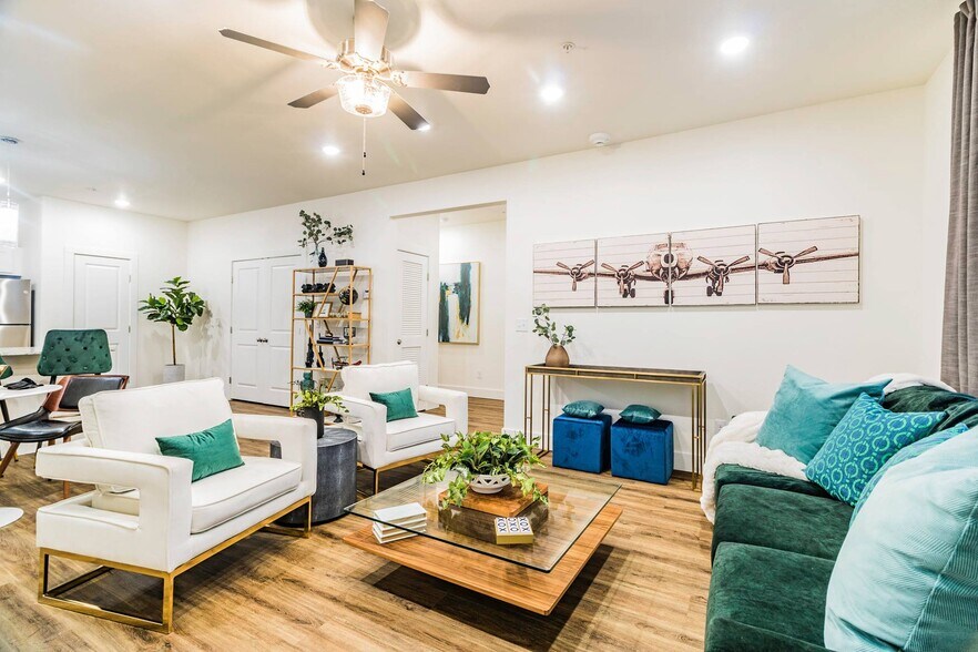 The Aviator Apartments 7806 SW Aviator Ave Bentonville AR 72713