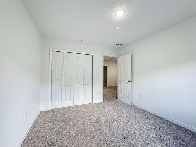 Building Photo - 1711 Barton Towne Cir