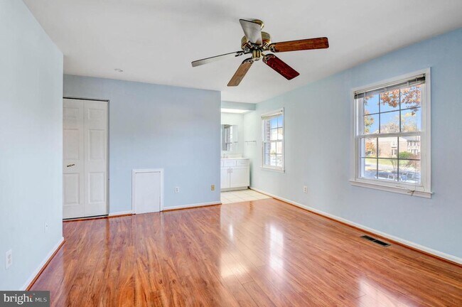 Building Photo - 4472 Ruggles Ct