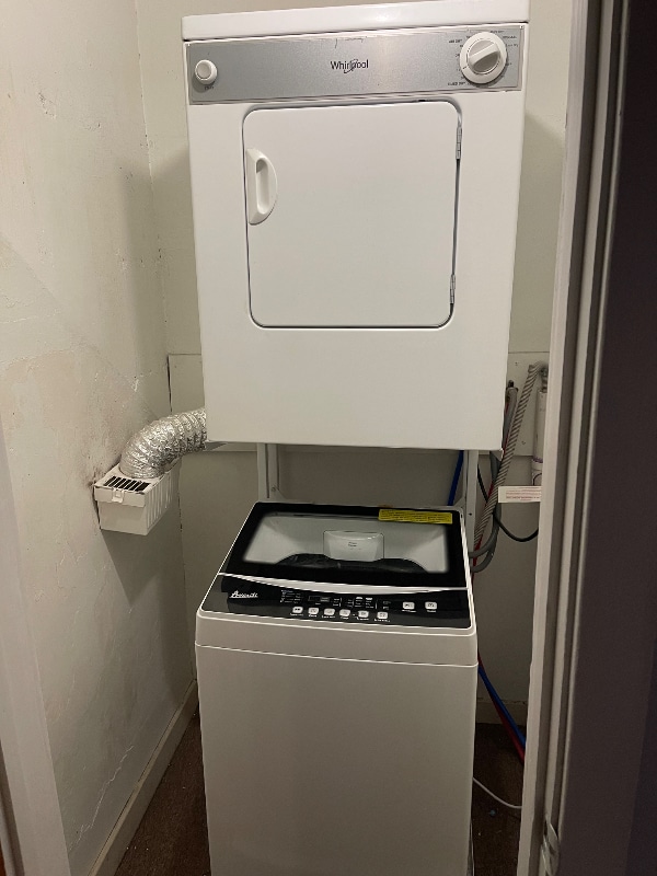 Building Photo - 129 N 14th St