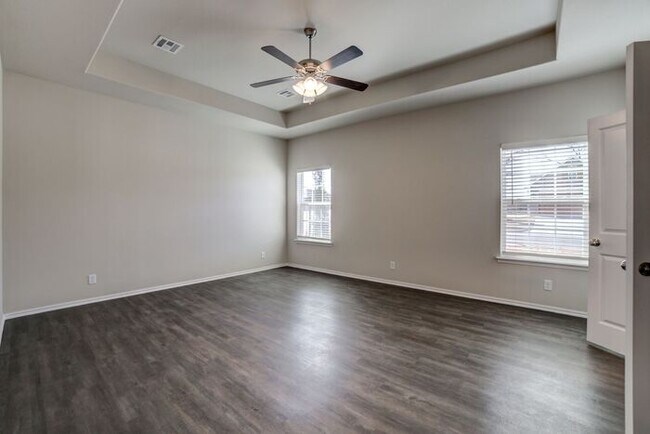 Building Photo - 3/2/2 Brand New Luxury Patio Home