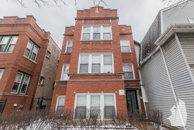 Building Photo - 3511 N Damen Ave