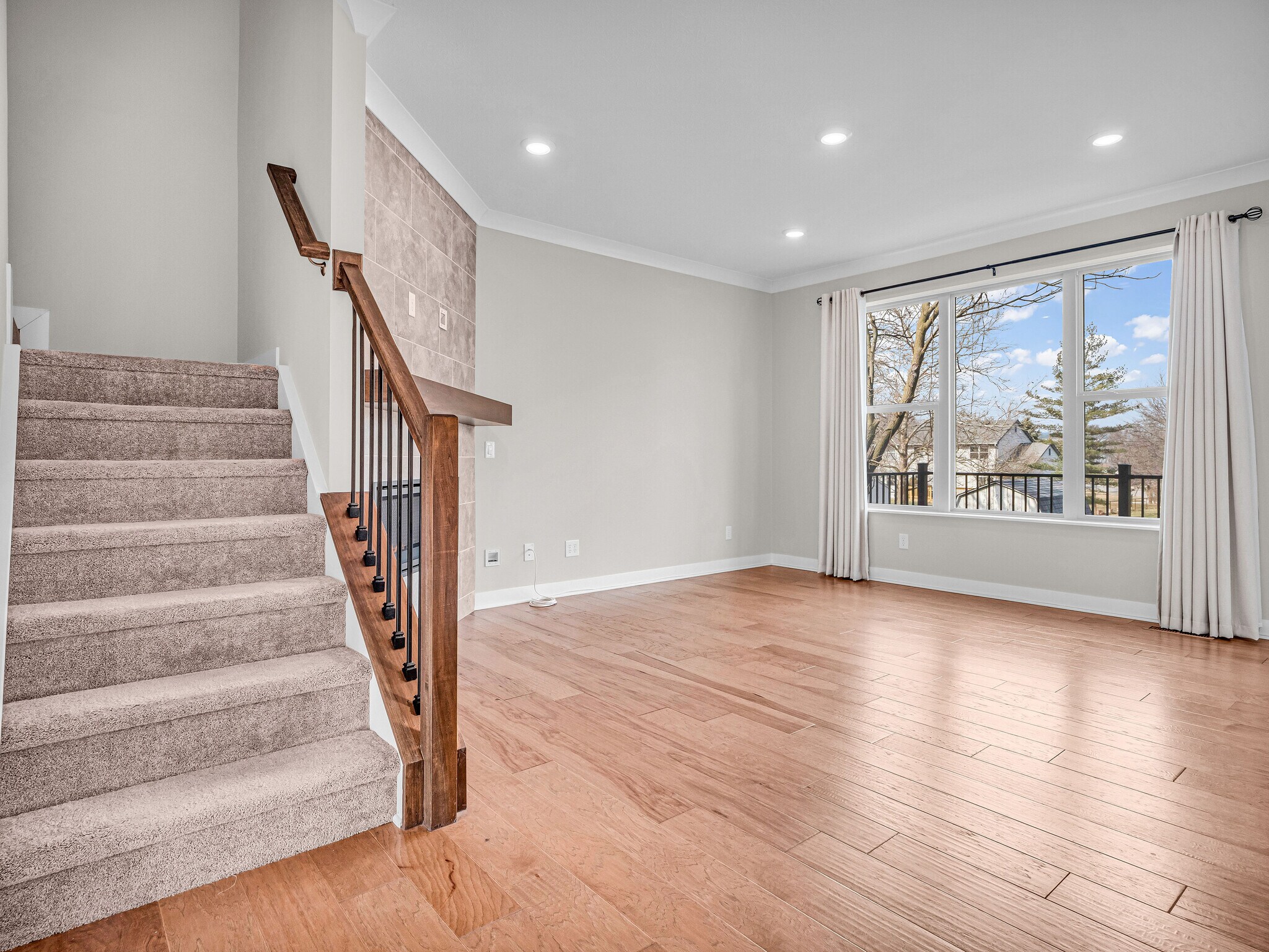 Building Photo - 8238 Bostic Dr