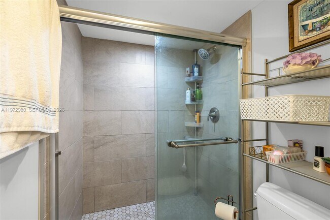 Building Photo - 3014 SW 21st Terrace