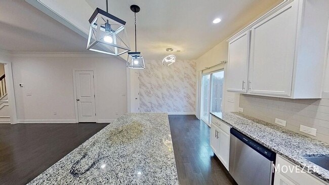 Building Photo - 203 Hartland Pl