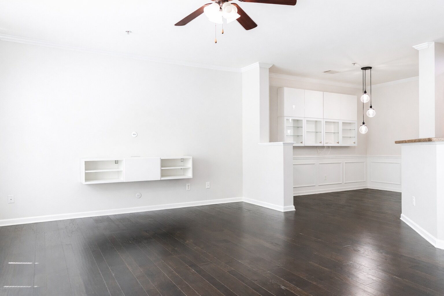 Building Photo - 544 Ridge View Xing