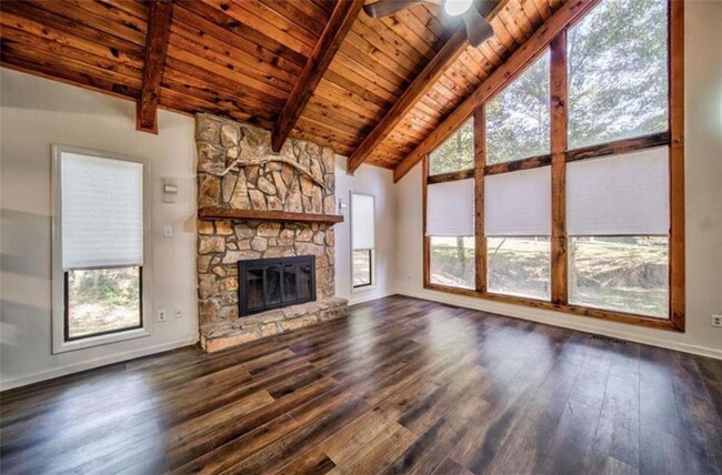 Building Photo - 2915 Creek Park Dr