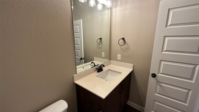 Building Photo - 9820 Grosbeak Ln