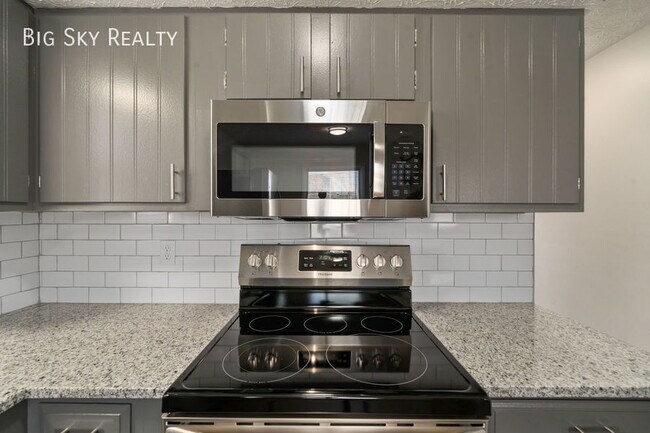 Building Photo - 110 North St