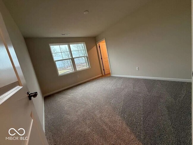 Building Photo - 6871 Seabiscuit Rd