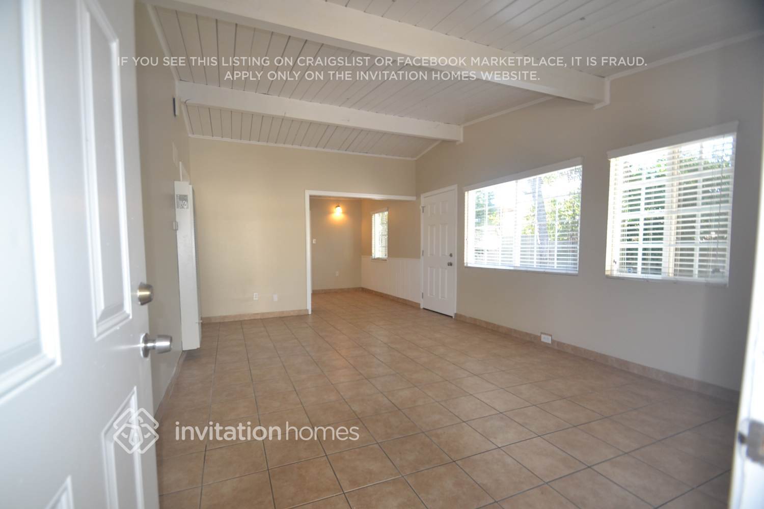 Building Photo - 5727 Cedarglen Dr