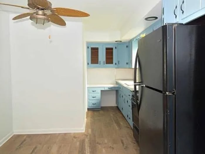 Building Photo - 445 Ryeside Ave