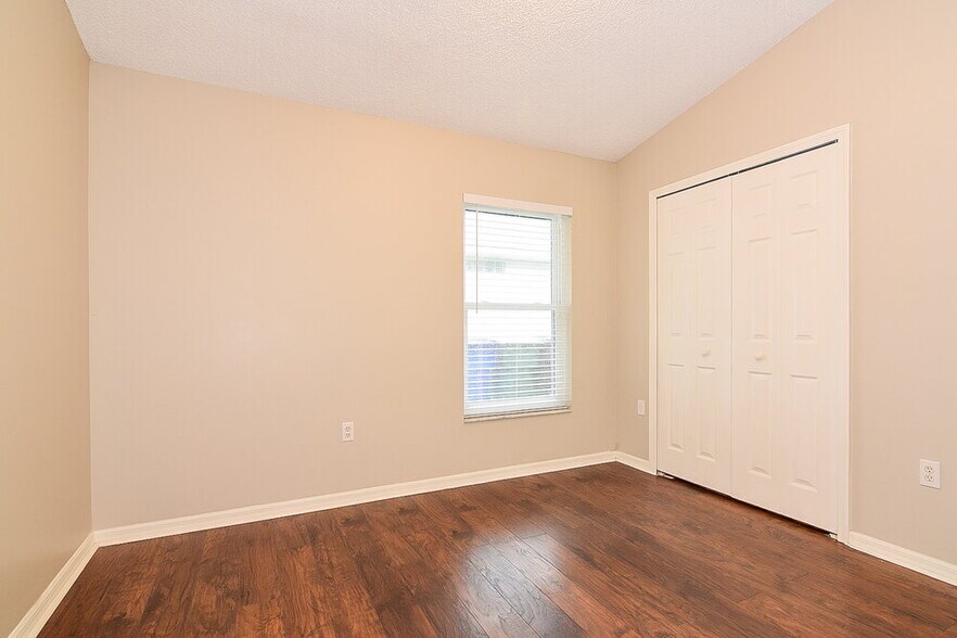 Building Photo - 2914 Summer Winds Cir