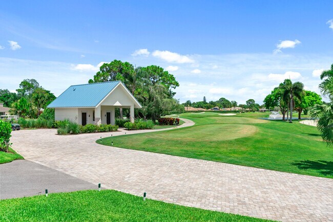 Building Photo - 6204 Celadon Cir