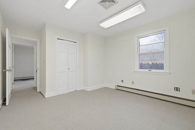 Building Photo - 99 Garfield Ave