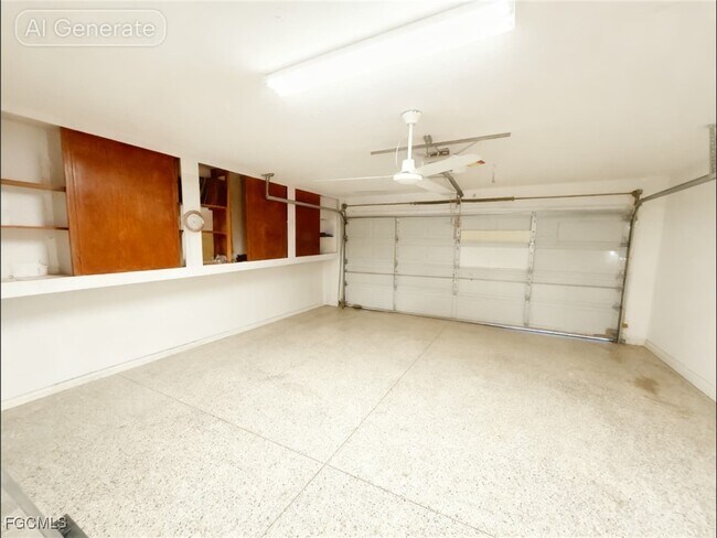 Building Photo - 1925 Gardner Ave