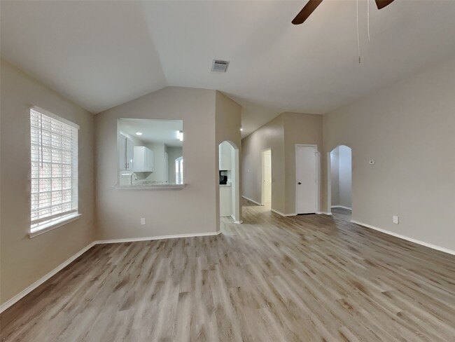 Building Photo - 20110 18th Fairway Dr