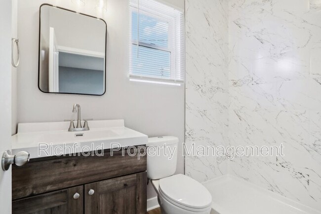 Building Photo - 25 N Drexel Ave