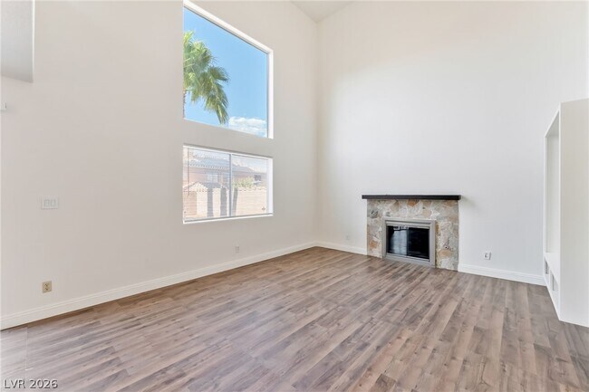 Building Photo - 4492 E Mesa Vista Ave