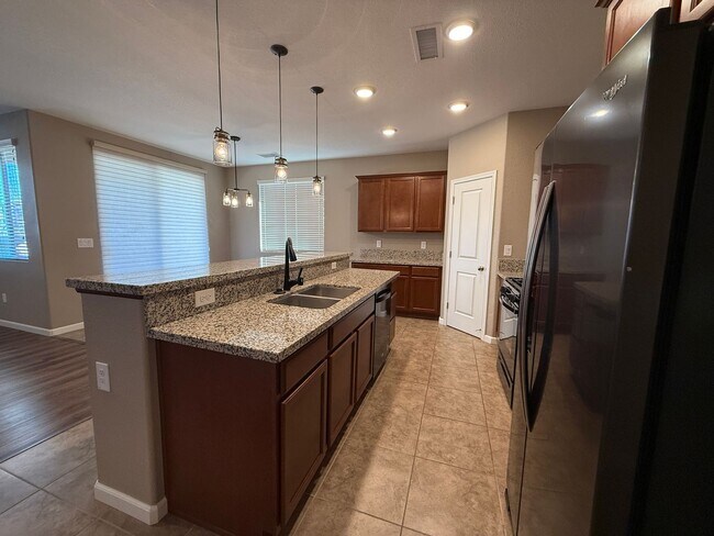 Building Photo - Beautiful Home in Sparks, NV- Single story