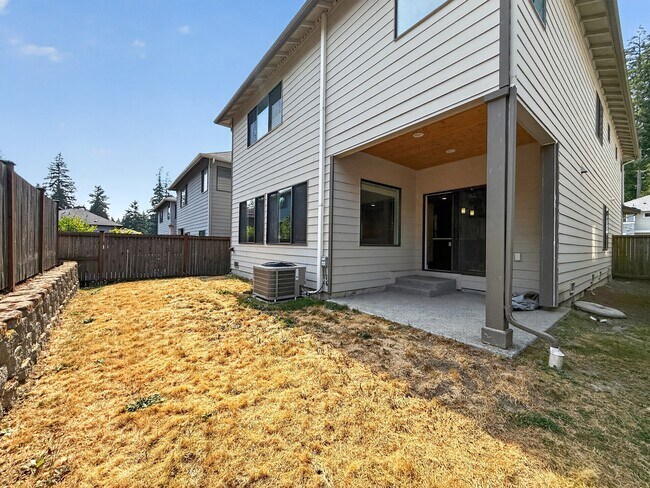 Building Photo - 18325 15th Pl W