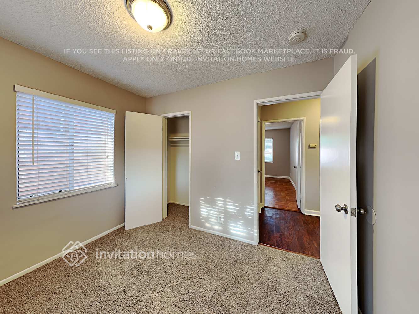 Building Photo - 852 N Parkside Dr