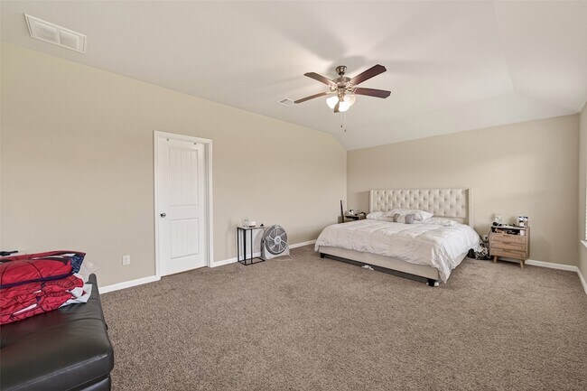 Building Photo - 18306 Pelham Holw Trl