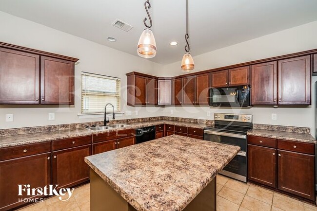 Building Photo - 1050 Little Sorrel Dr