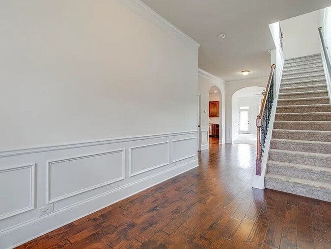 Building Photo - 12 Hillfoots Ct