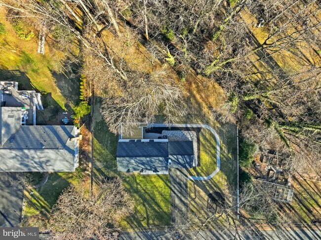 Building Photo - 10704 Howerton Ave