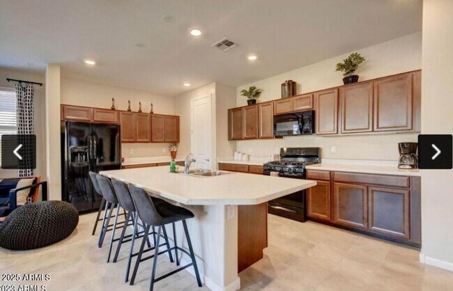 Building Photo - 4040 W Monona Dr