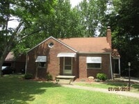Building Photo - 86 Ferncliff Ave